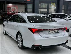 تويوتا أفالون